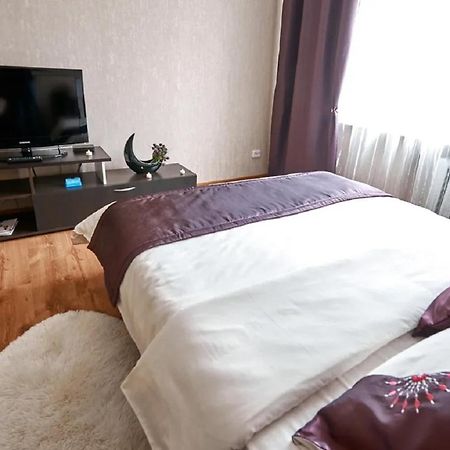 Paulmarie Apartments On Prs. Mira 25B Mahiljow Buitenkant foto