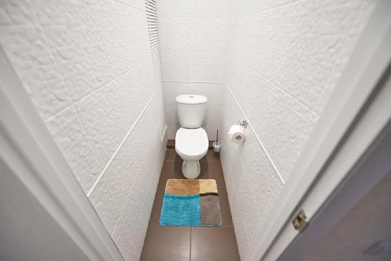 Paulmarie Apartments On Prs. Mira 25B Mahiljow Buitenkant foto