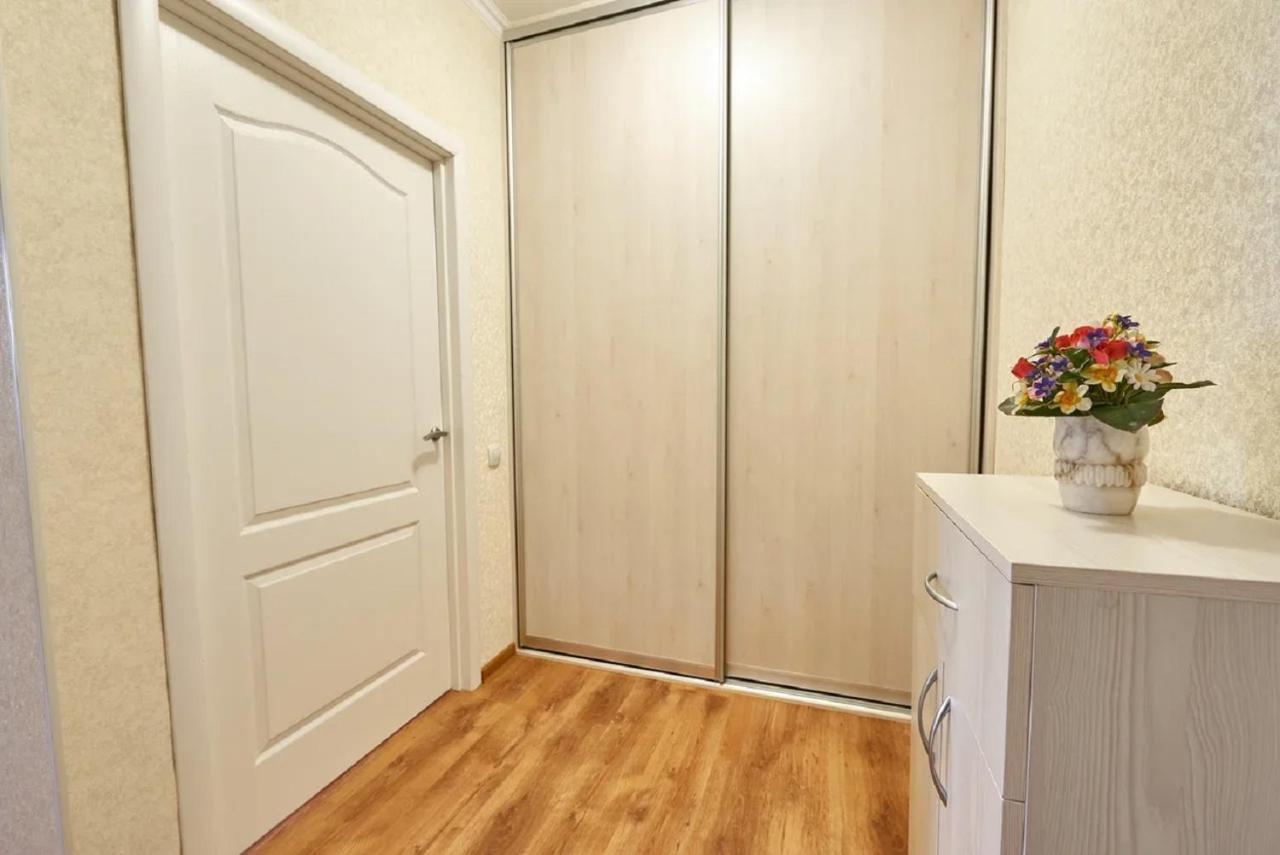 Paulmarie Apartments On Prs. Mira 25B Mahiljow Buitenkant foto